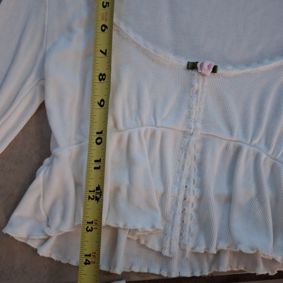 OUT FROM UNDER Sweet Dreams Flyaway Top Ivory Size Small Shirt Urban Outfitters - Picture 2 of 5